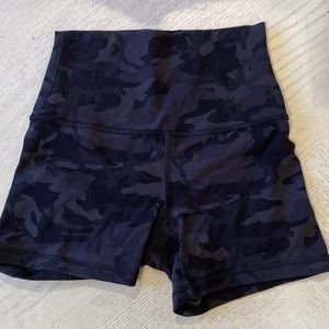 Lululemon align shorts 4 inch
